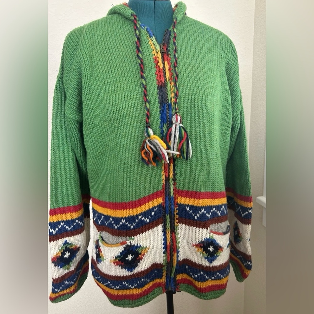 1990s Chunky Green Wool Hand Knit Cardigan Zip Up Large Pointed Hood Equador - Picture 10 of 15